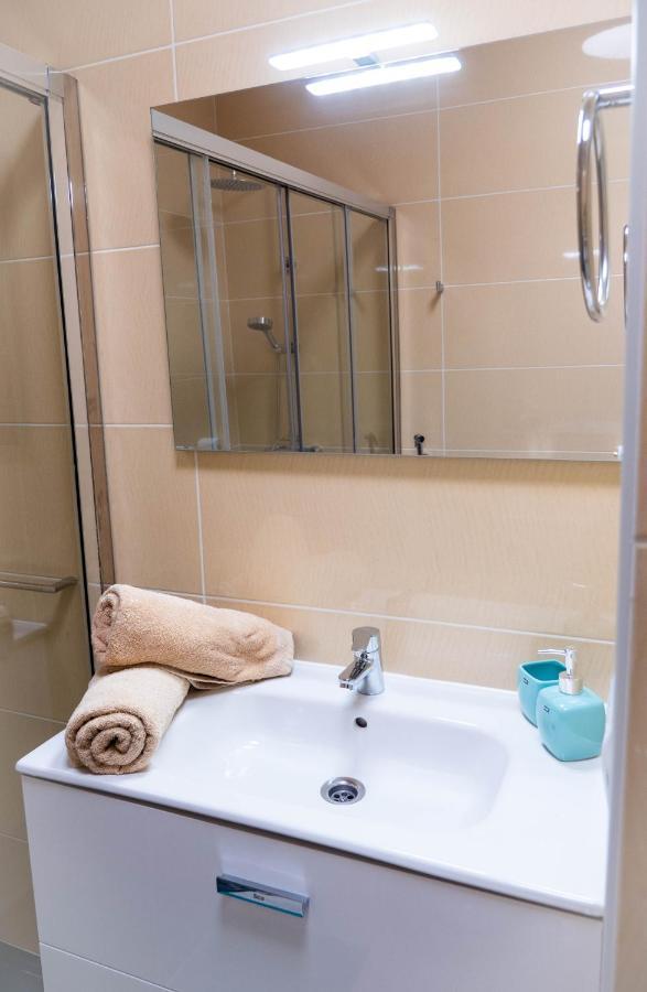 Апартаменты Apartamento Bissau Коста Бланка Экстерьер фото